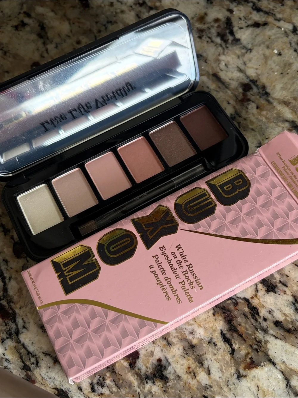 ⚡️❄️Buxom White Russian On The Rocks Eyeshadow Palette
